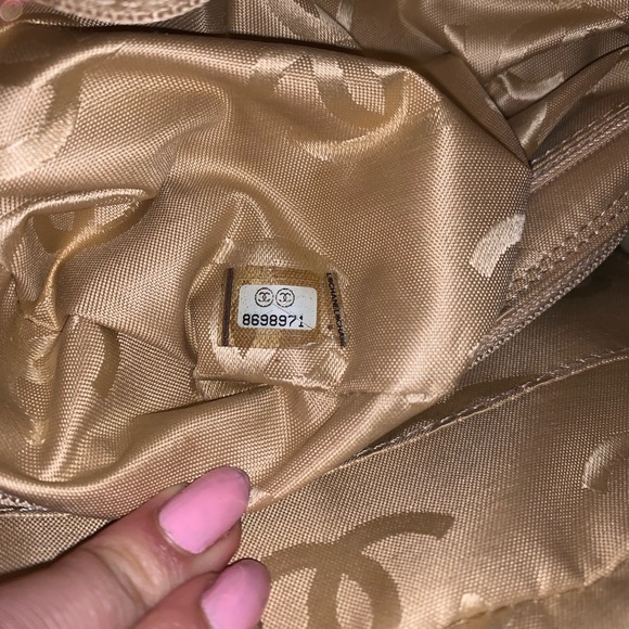 CHANEL Quilted Handbag AUTHENTIC Satchel - Picture 6 of 8